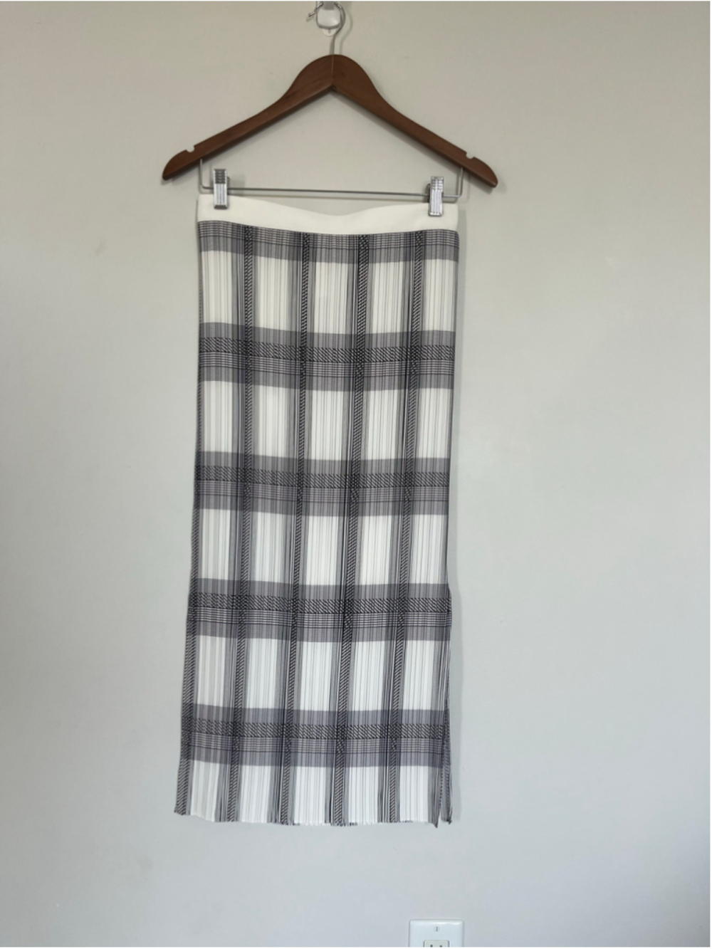 Helmut Lang Pleated Midi Skirt White Black Plaid Side Slits Preppy Modern